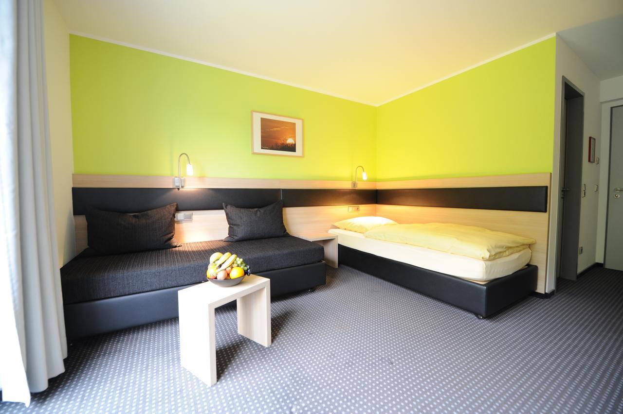 Hotel Und Kongresszentrum Wanderath Baar  Quarto foto